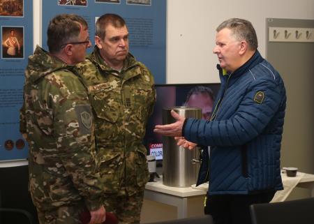 Dan centra za združeno usposabljanje slovenske vojske 03 Foto Ljubo Vukelič